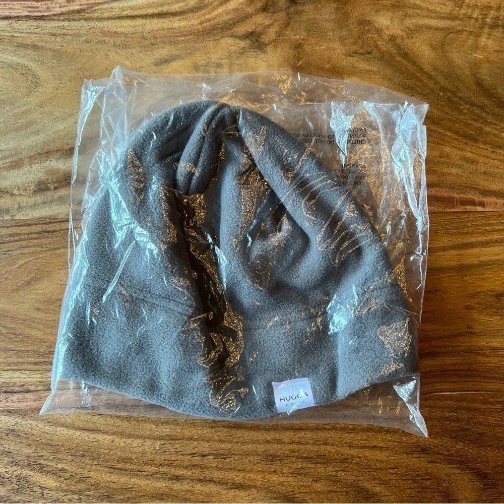 Hugga Feel Grey Fleece Beanie